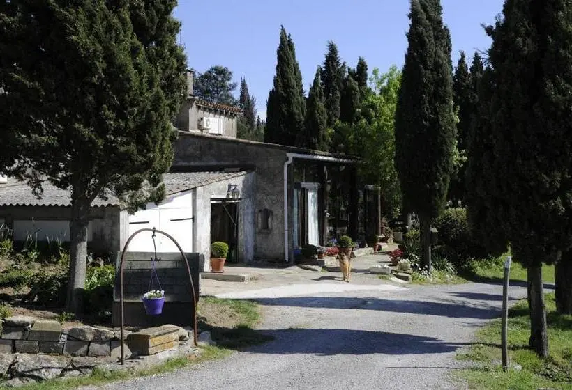 آپارتمان 1 خوابه همکف, Ecuries Sainte Croix