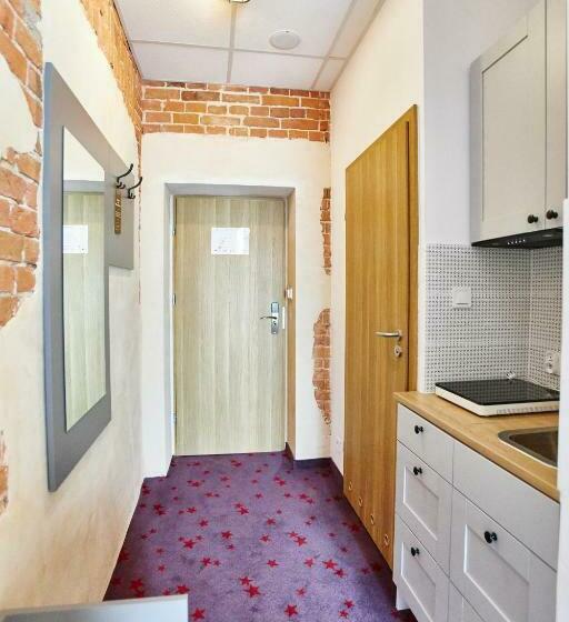 חדר סטנדרט יחיד, Koszary Arche