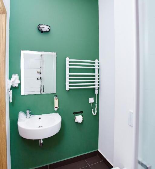 חדר סטנדרט, Koszary Arche