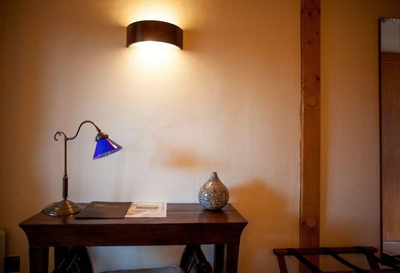 マウンテンビュースタンダードルーム, Mas Del Bot