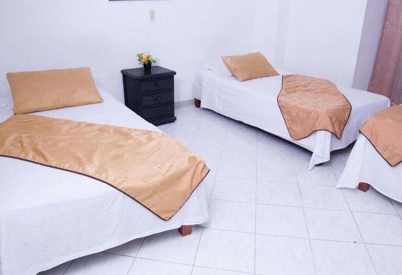 四人标准间, Recuerdos Del Estadio