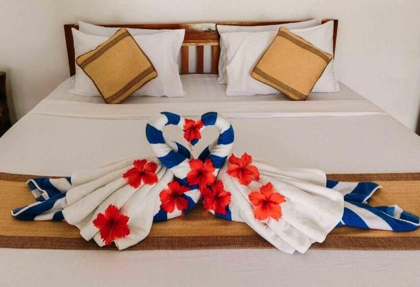 ویلای استاندارد با چشم‌انداز باغ, Romantic Beach Villas