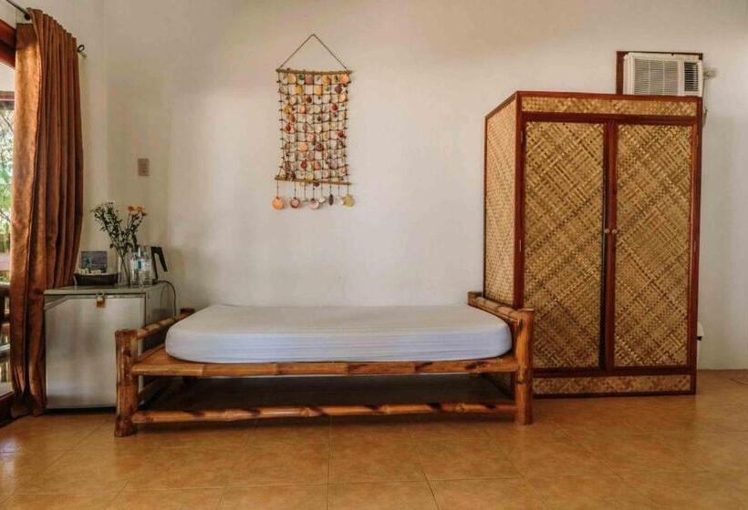 اتاق خانوادگی با چشم‌انداز دریا, Romantic Beach Villas