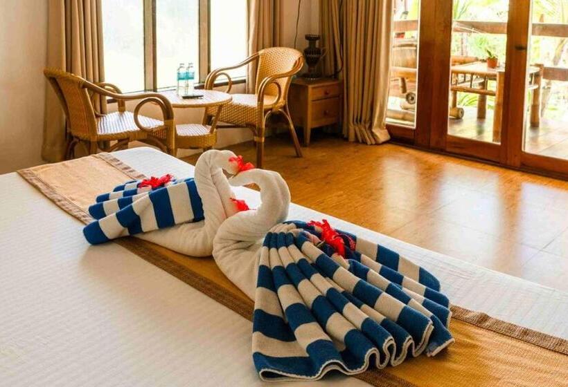 اتاق خانوادگی با چشم‌انداز باغ, Romantic Beach Villas