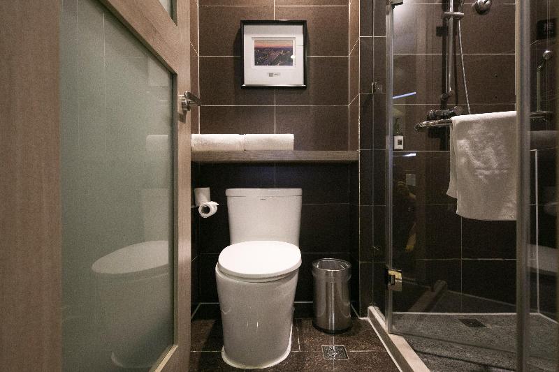 إستديو قياسى مزود بشرفة, Zinovia