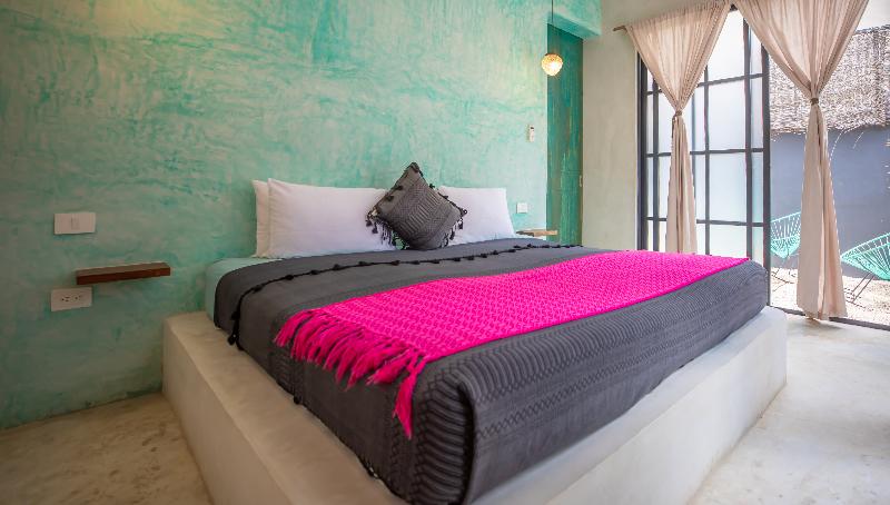 شقة غرفة نوم واحدة مزودة بشُرفة, Zinovia