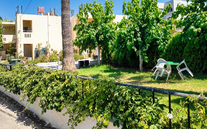 شقة غرفة نوم واحدة مزودة بشُرفة, Zinovia