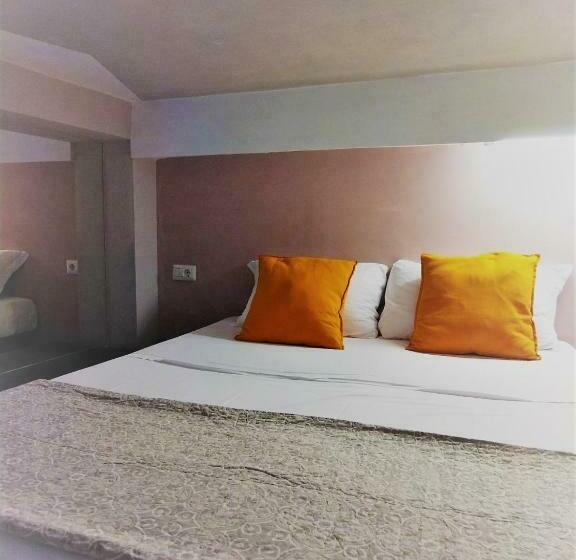 Camera Standard, Nerva Accomodation Cavour