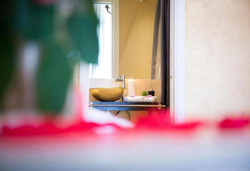 חדר סטנדרט, Nerva Accomodation Cavour