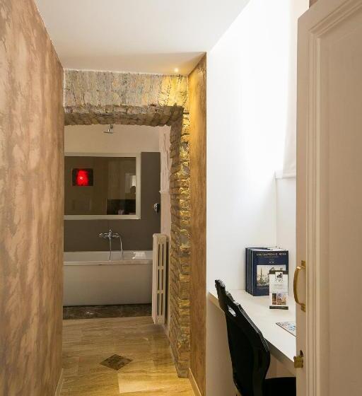 חדר דלוקס, Nerva Accomodation Cavour