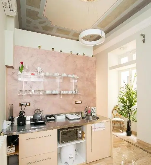 Appartamento 3 Camere da Letto, Nerva Accomodation Cavour
