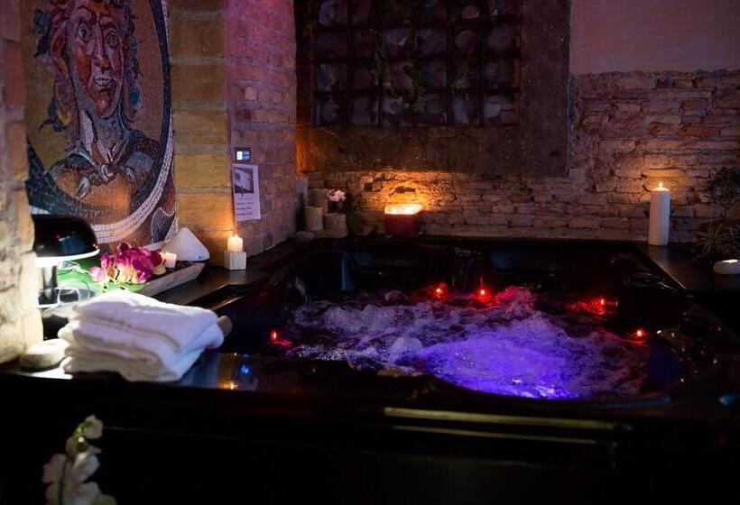 חדר סטנדרט עם מיטת קינג, Nerva Accomodation Cavour