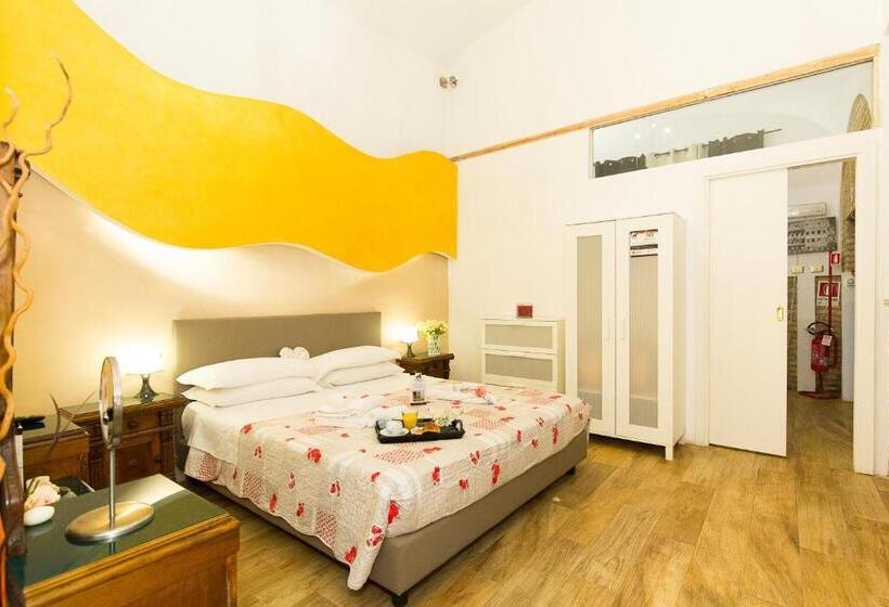 סוויטה עם ג'קוזי, Nerva Accomodation Cavour