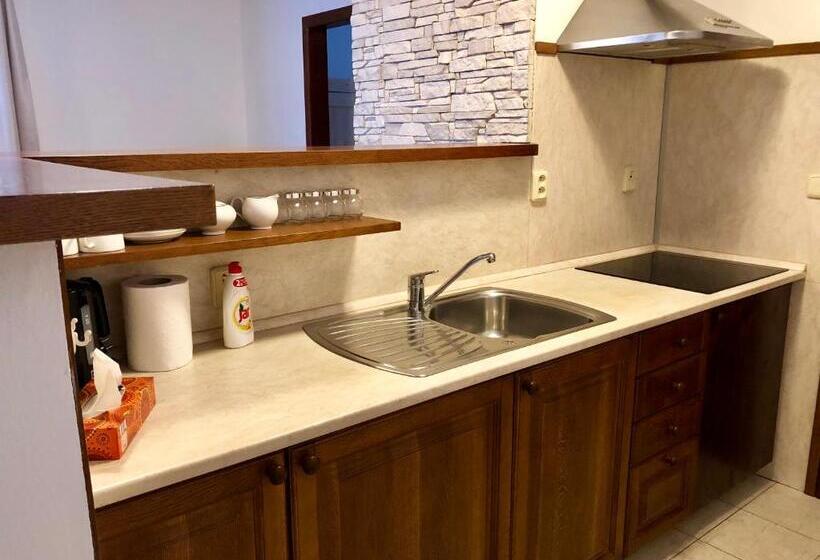 Люкс Повышенной Комфортности, Familia