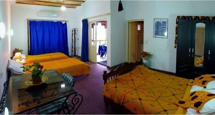اتاق استاندارد چهار تخته, La Kasbah De Dades