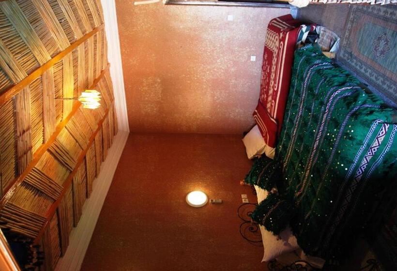 اتاق استاندارد سه نفره, La Kasbah De Dades