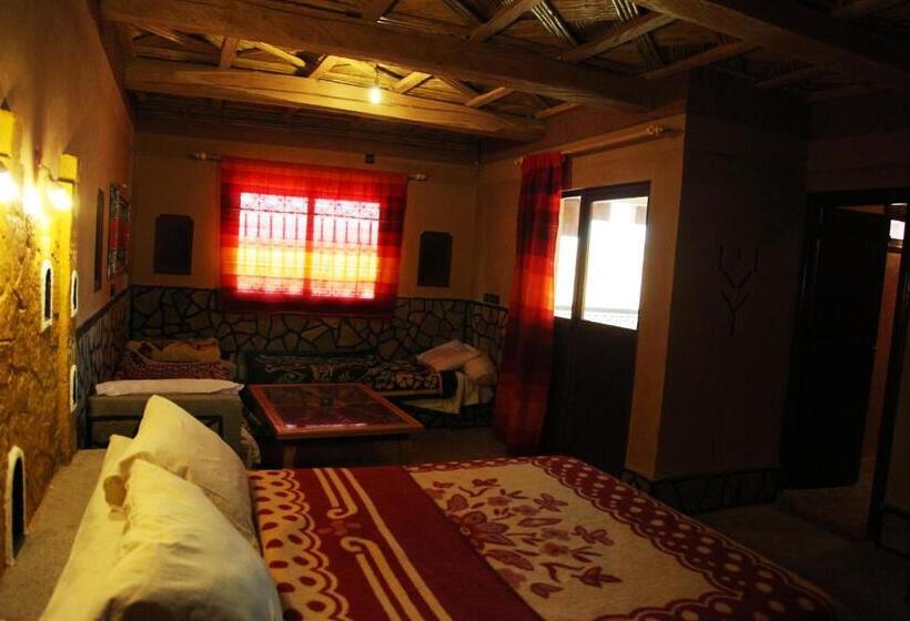 اتاق استاندارد سه نفره, La Kasbah De Dades
