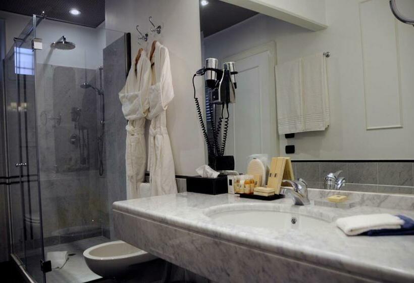 سوییت, Suite Fontana Di Trevi