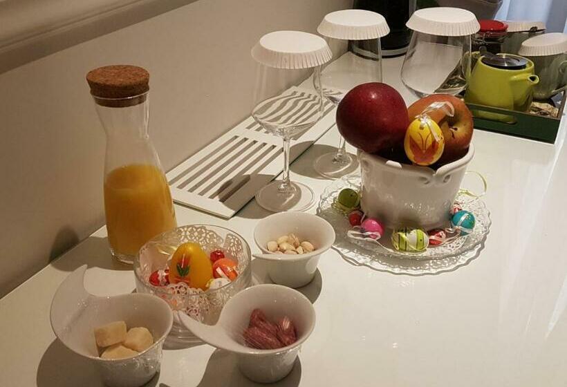 سوییت جونیور, Suite Fontana Di Trevi