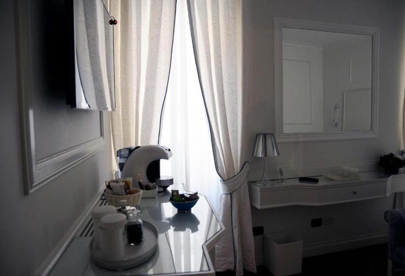 سوییت, Suite Fontana Di Trevi