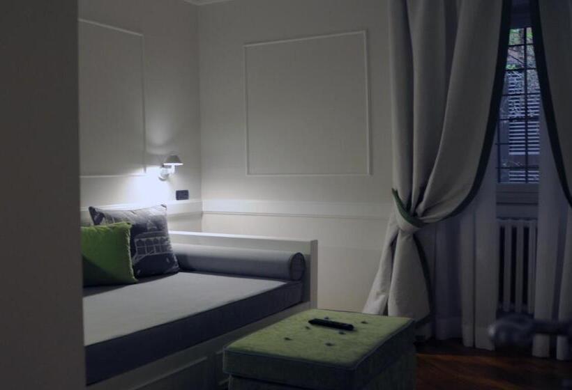 سوییت, Suite Fontana Di Trevi