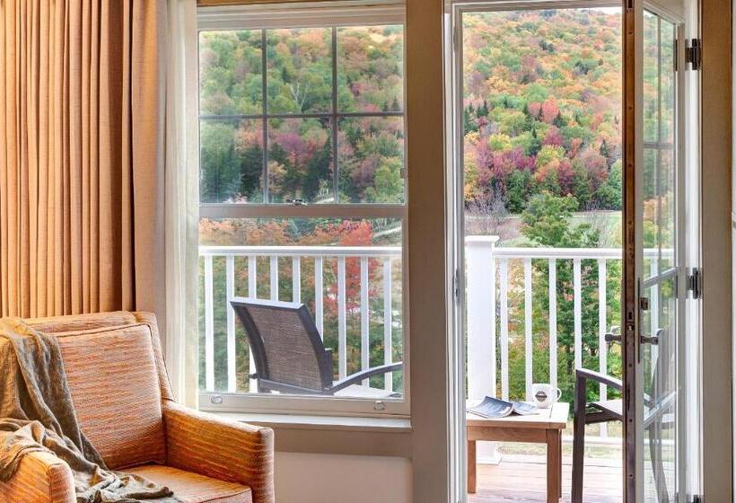 غرفة قياسية رباعية مزودة بشُرفة, The Glen House