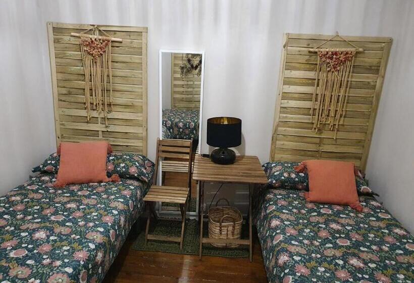 اتاق استاندارد سه تخته با سرویس بهداشتی مشترک, Theplacetobe B&b