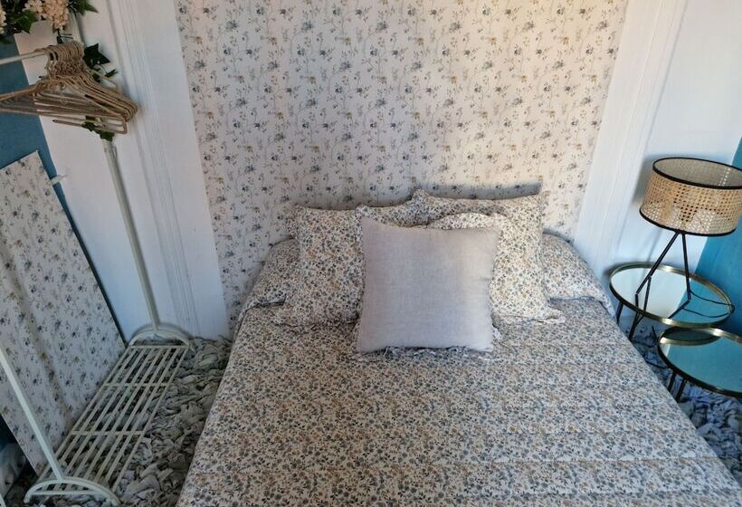 اتاق استاندارد با بالکن, Theplacetobe B&b