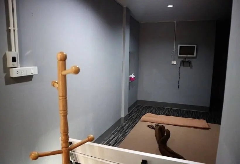 ダブルベッドのスタンダードシングルルーム, We Hostel Hatyai