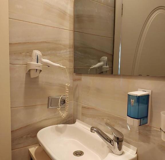 غرفة ديلوكس, Marvel Suites