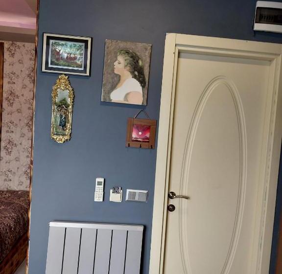 غرفة قياسية, Marvel Suites