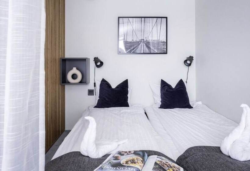 חדר סטודיו סטנדרד, Hoom Home & Hotel Järfälla
