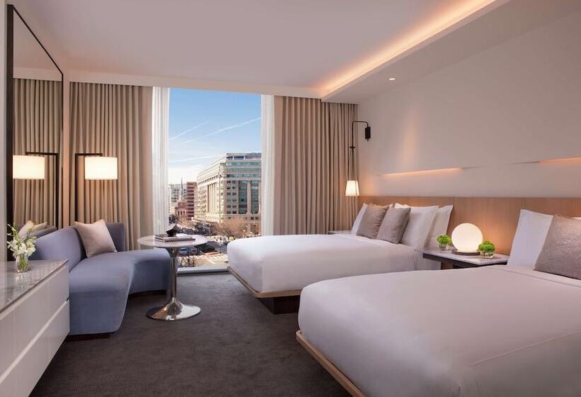 장애인용 디럭스룸, Conrad Washington, Dc