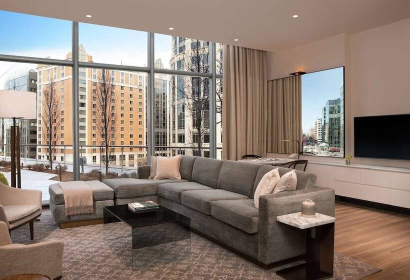 스위트, Conrad Washington, Dc