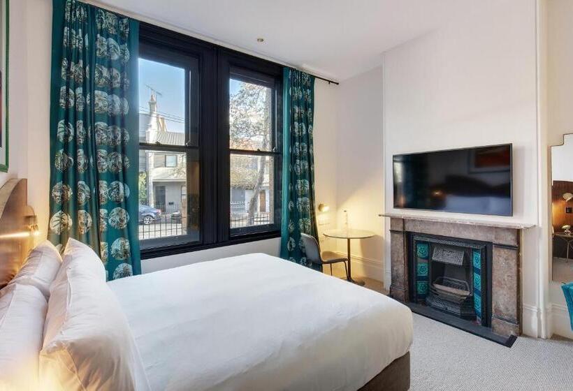 اتاق سوپریور با تخت بزرگ, Crystalbrook Albion