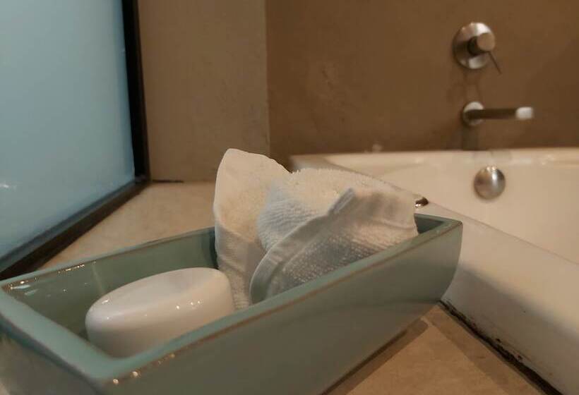 Люкс, Independencia Dos 7 Hotel Boutique