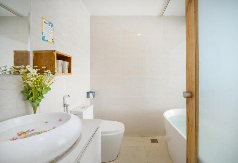 اتاق لوکس با بالکن, Raon Danang Beach   Stay 24h