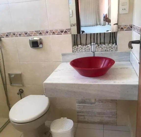 Standard Yhden Hengen Huone, Ubaense Plaza