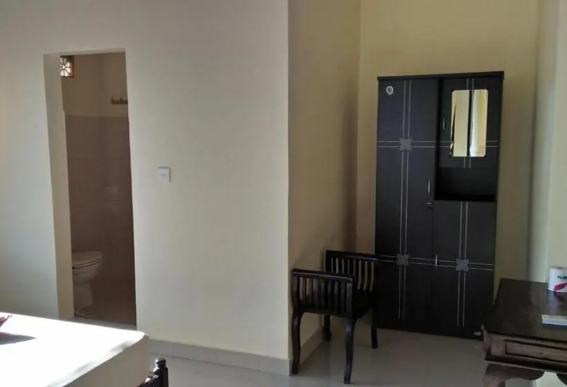 Deluxe-huone, Puri Mandhara Lovina