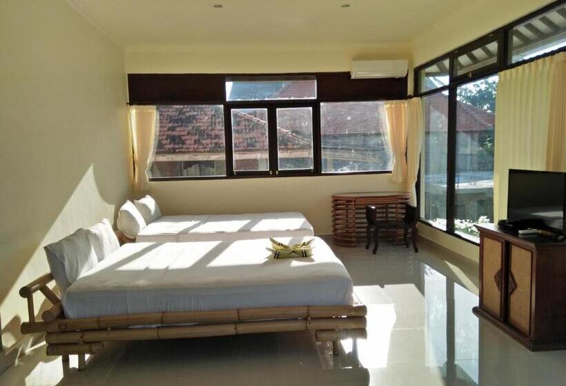 חדר משפחתי, Puri Mandhara Lovina