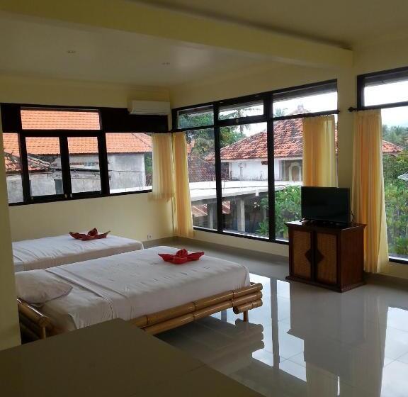 חדר משפחתי, Puri Mandhara Lovina