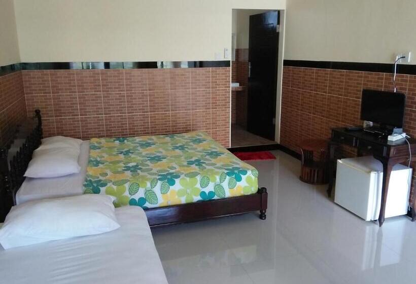 חדר דלוקס, Puri Mandhara Lovina