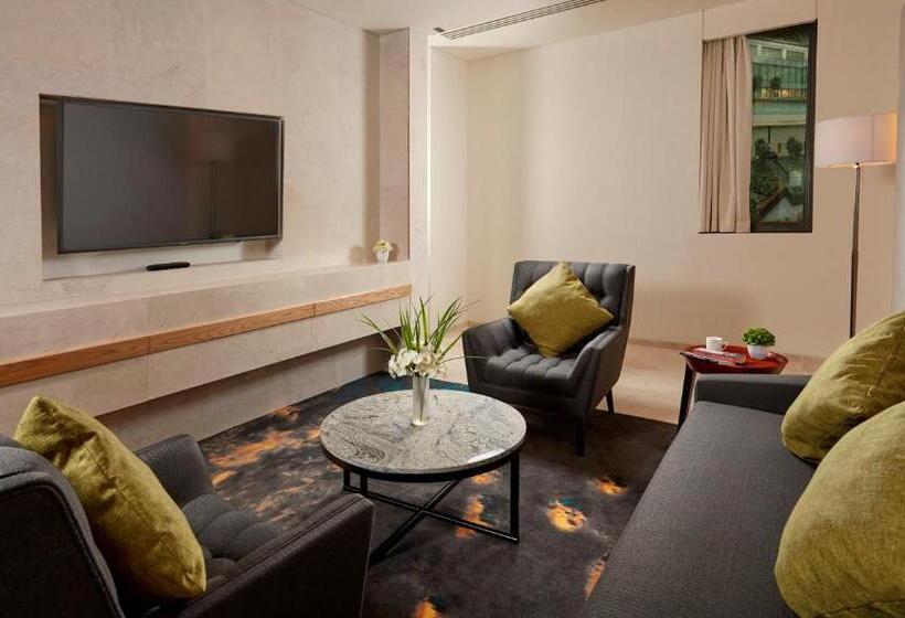 اتاق خانوادگی, Aerotel Muscat  Airport Transit