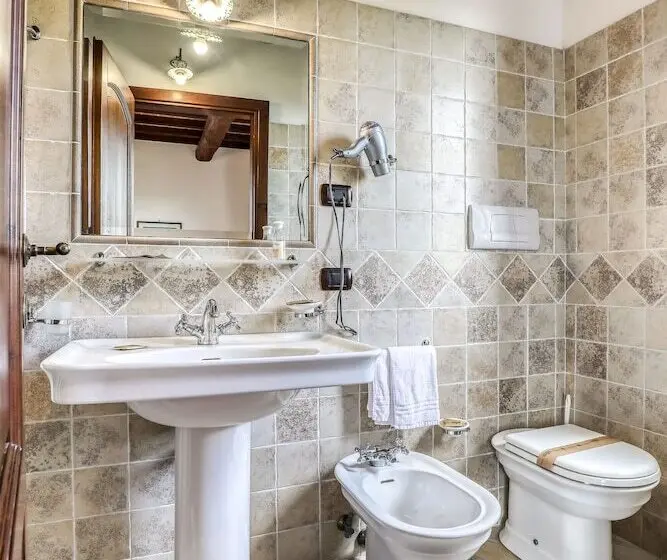 اتاق استاندارد سه نفره, Agriturismo Regno Verde