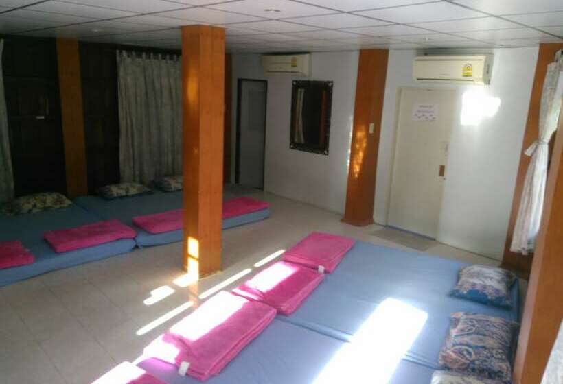 חדר משפחתי, Rueanphen Homestay