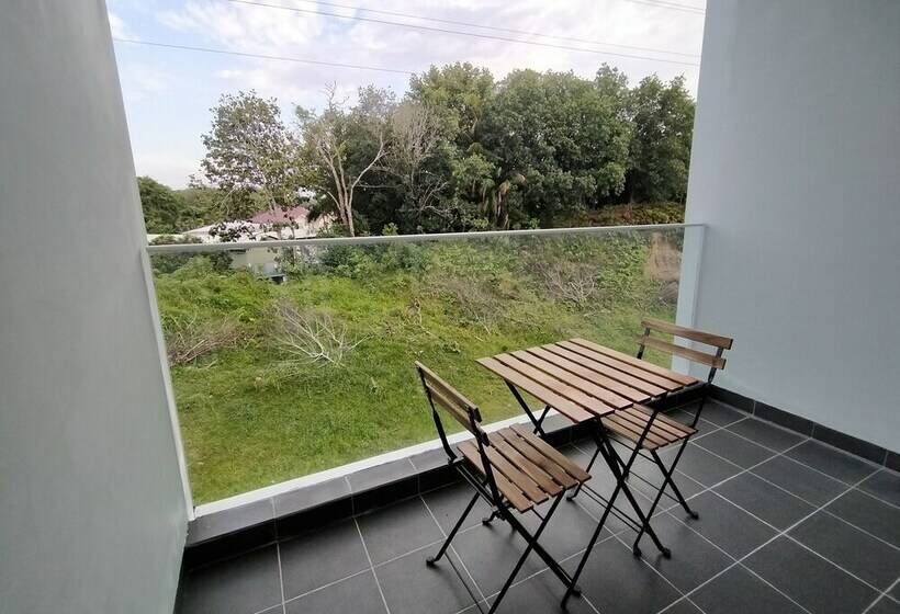 استودیوی استاندارد با تخت دوبل, Telanai16 Lodge