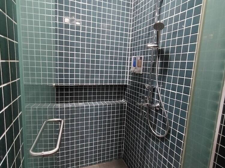 سوئیت 2 خوابه, Telanai16 Lodge