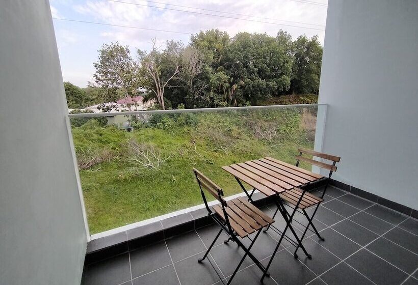 سوئیت 2 خوابه, Telanai16 Lodge