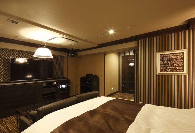 חדר סטנדרט, Waltz Chiryu