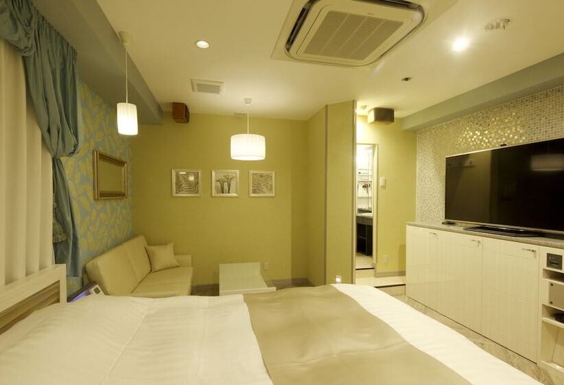 חדר סטנדרט, Waltz Chiryu